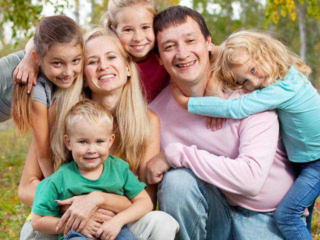 15 октября — единый день консультирования по вопросам государственной поддержки семей с детьми